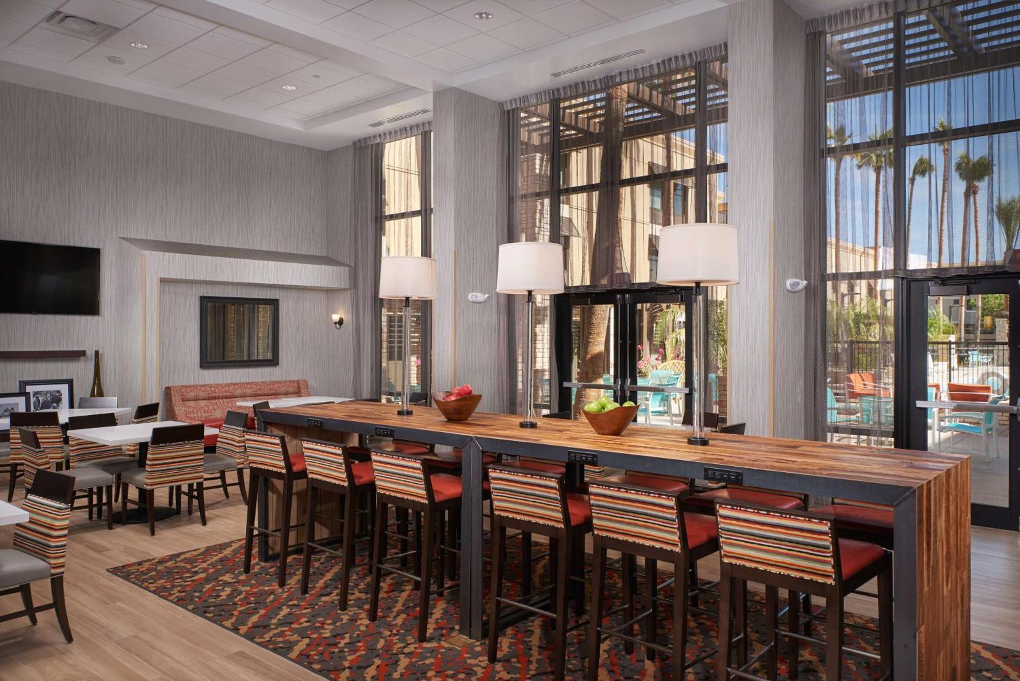 Hampton Inn & Suites Scottsdale On Shea Blvd Dış mekan fotoğraf