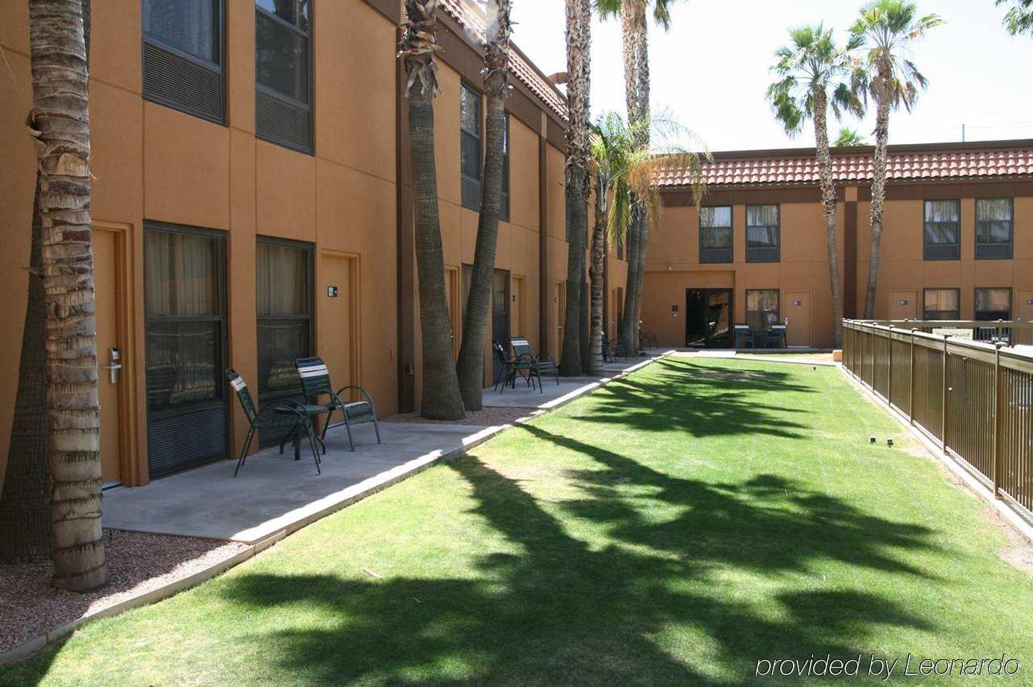 Hampton Inn & Suites Scottsdale On Shea Blvd Dış mekan fotoğraf